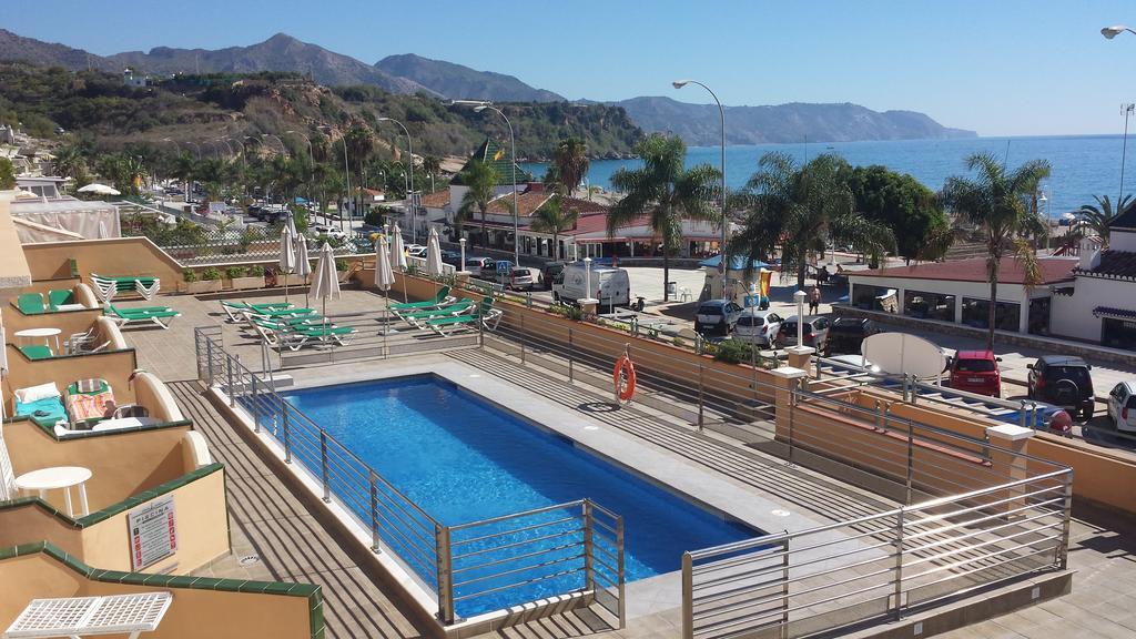 Apartamentos Nerja Bahia Extérieur photo