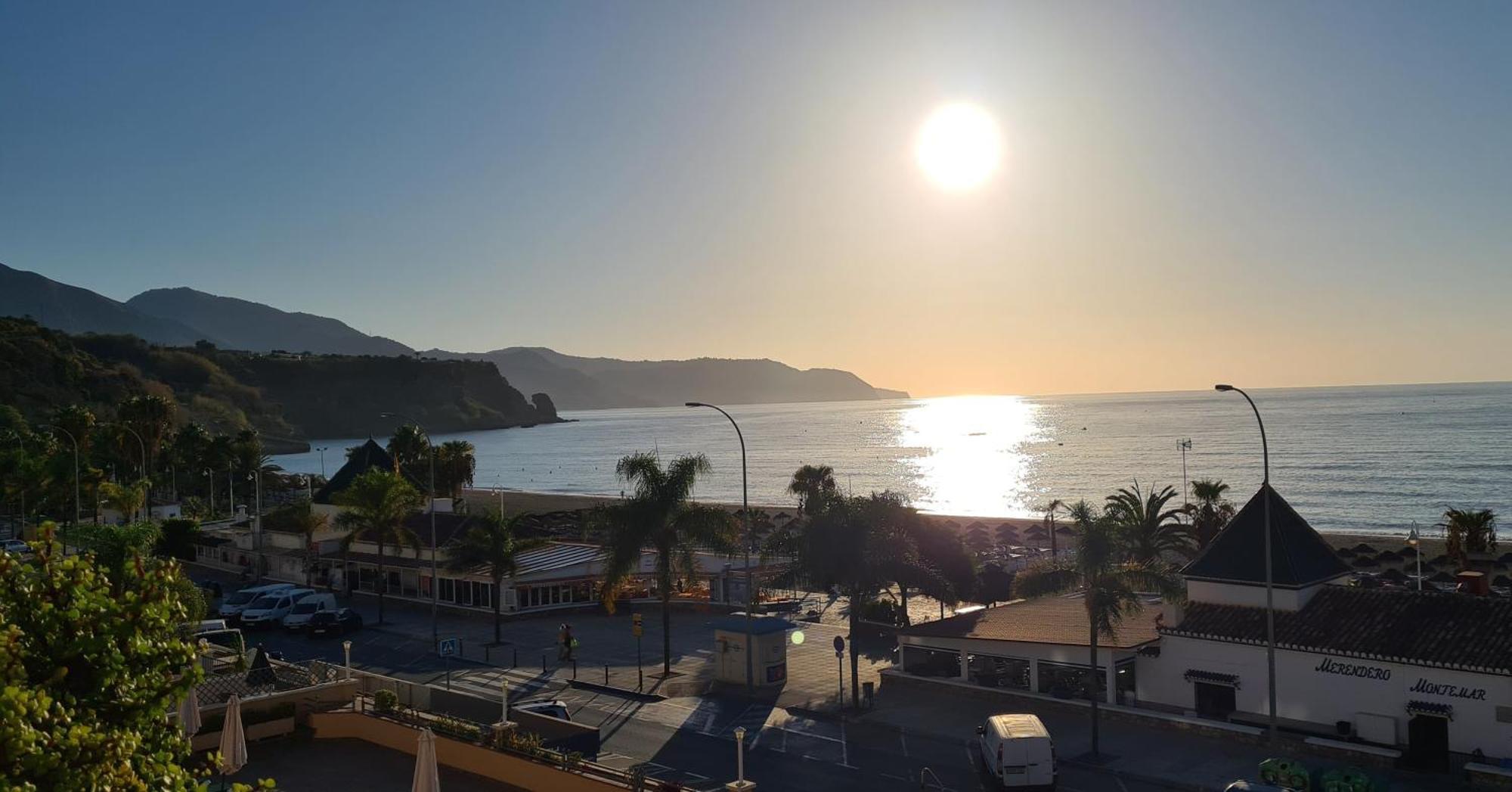 Apartamentos Nerja Bahia Extérieur photo