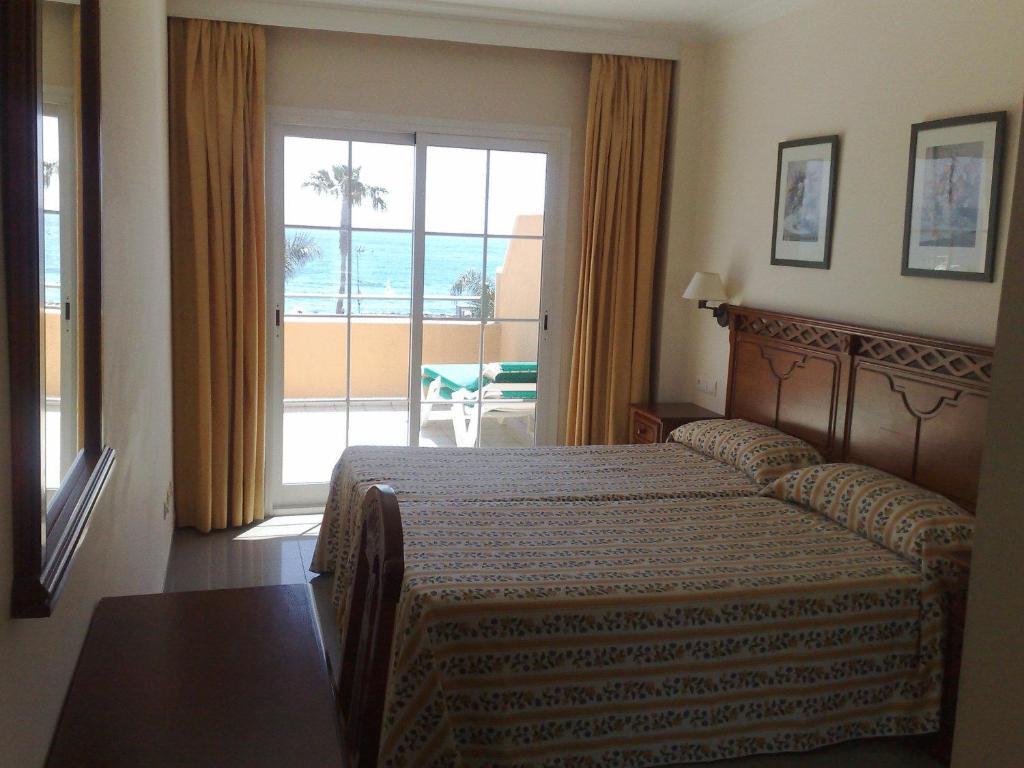 Apartamentos Nerja Bahia Extérieur photo